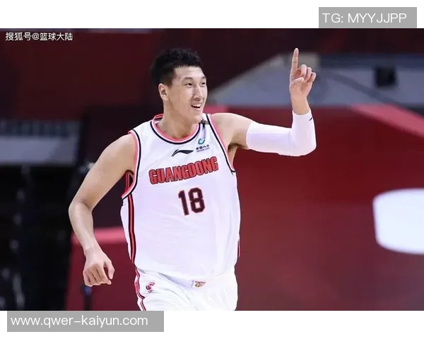 杜润旺分享周鹏与二飞的教导心得球场内外的成长与人生哲学