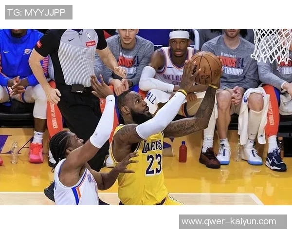 詹姆斯谈双塔阵容稀缺性火箭雄鹿骑士或成例外球队